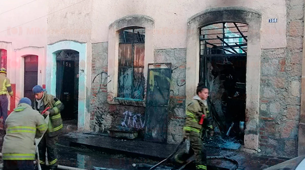 Arde domicilio abandonado en el Centro Histórico de Morelia