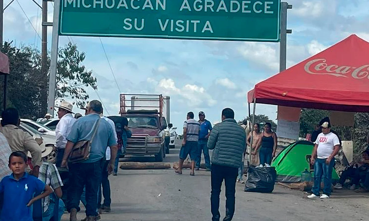 Despliegan fuerte operativo para búsqueda y localización de 2 personas, en Aquila y Coahuayana