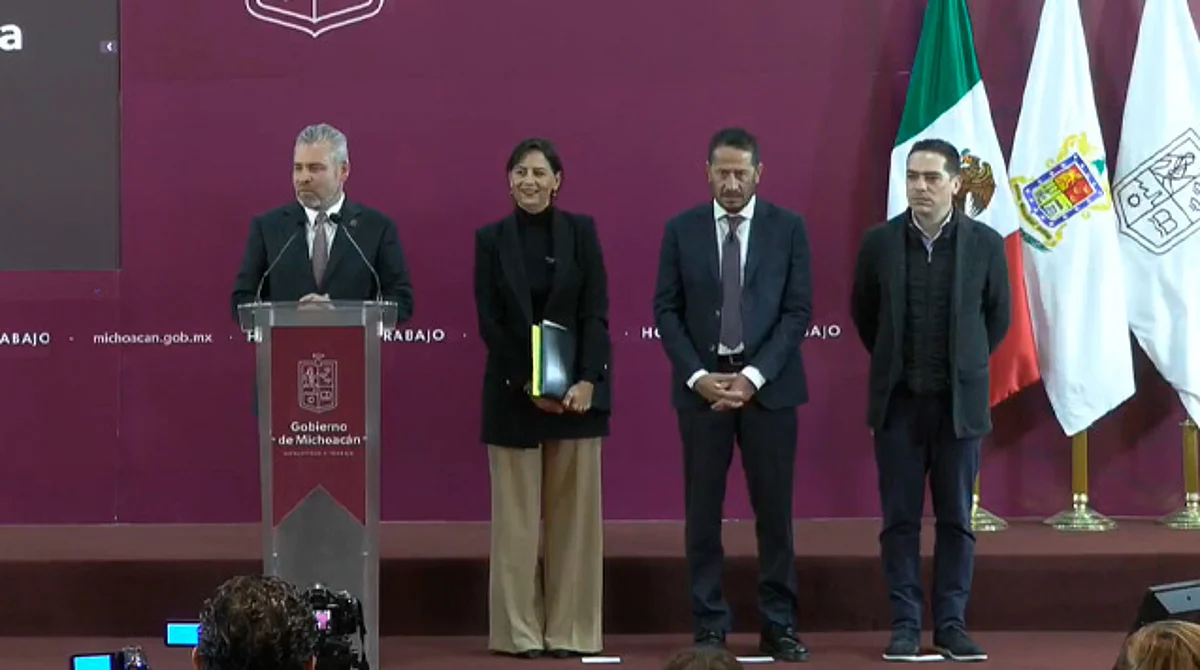 Inicia Bedolla el 2023 con cambios en gabinete; realiza relevo en la SCOP