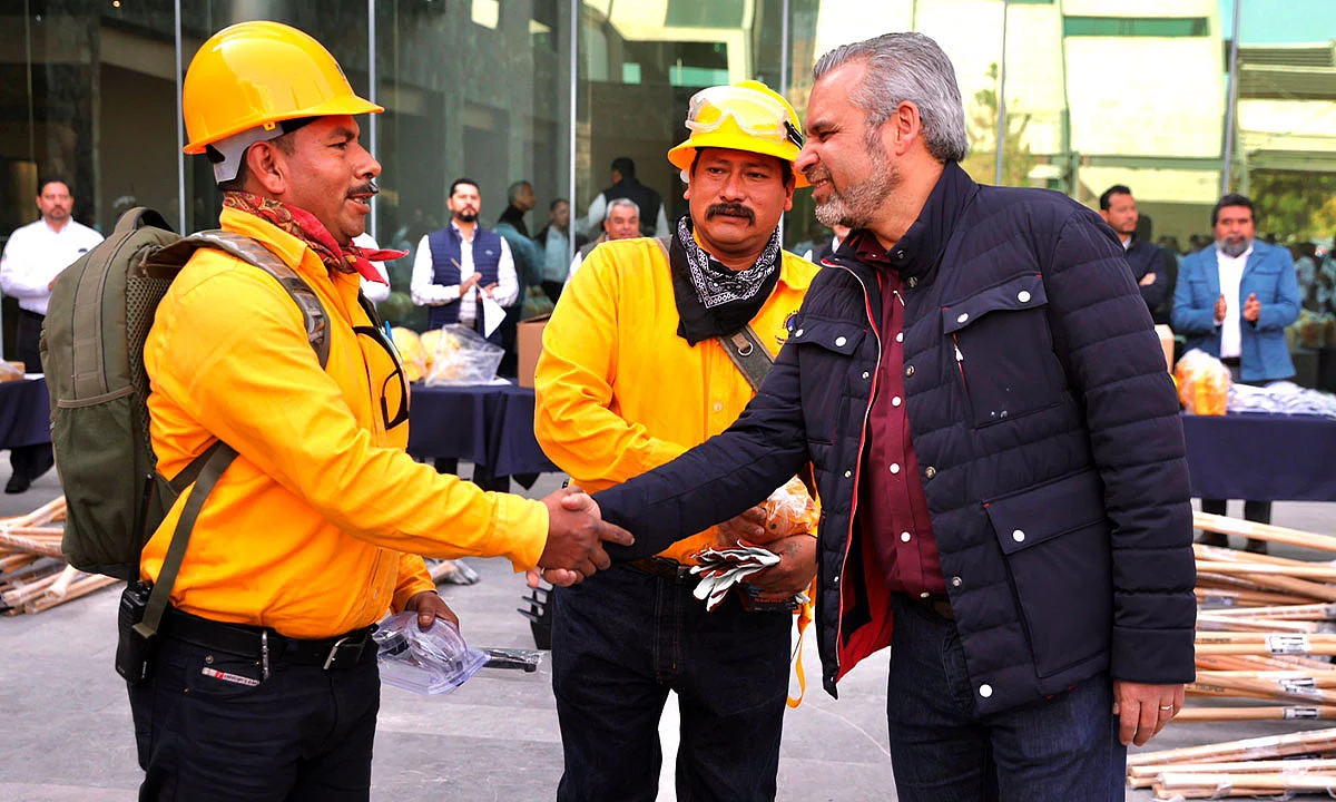 El mandatario estatal destacó el compromiso que existe por parte de los productores y empacadores de aguacate
