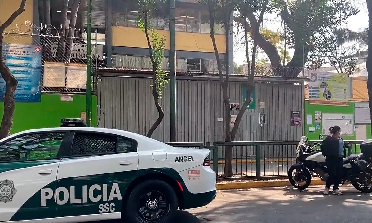 Reto de TikTok provoca intoxicación de 5 alumnos de secundaria en CDMX