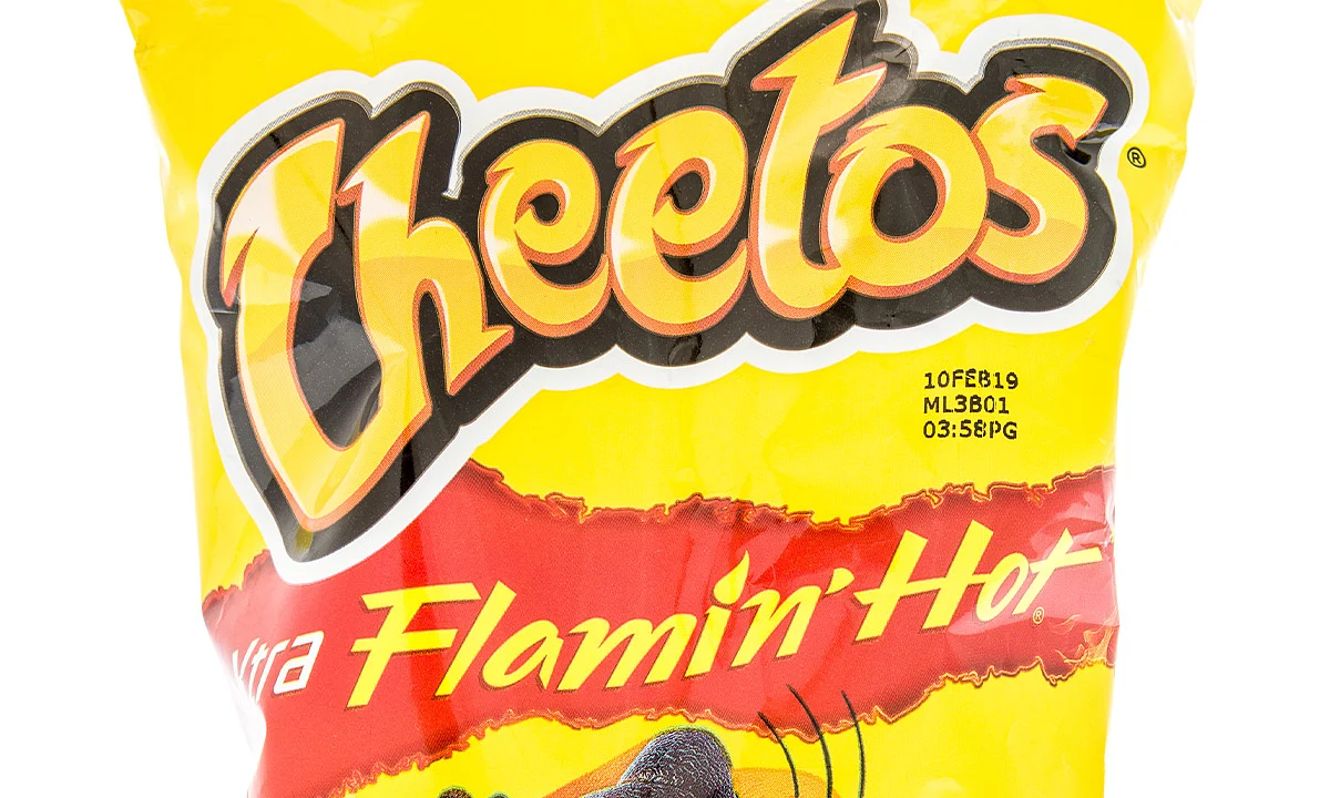 Revelan primeras imágenes de película de Flamin' Hot