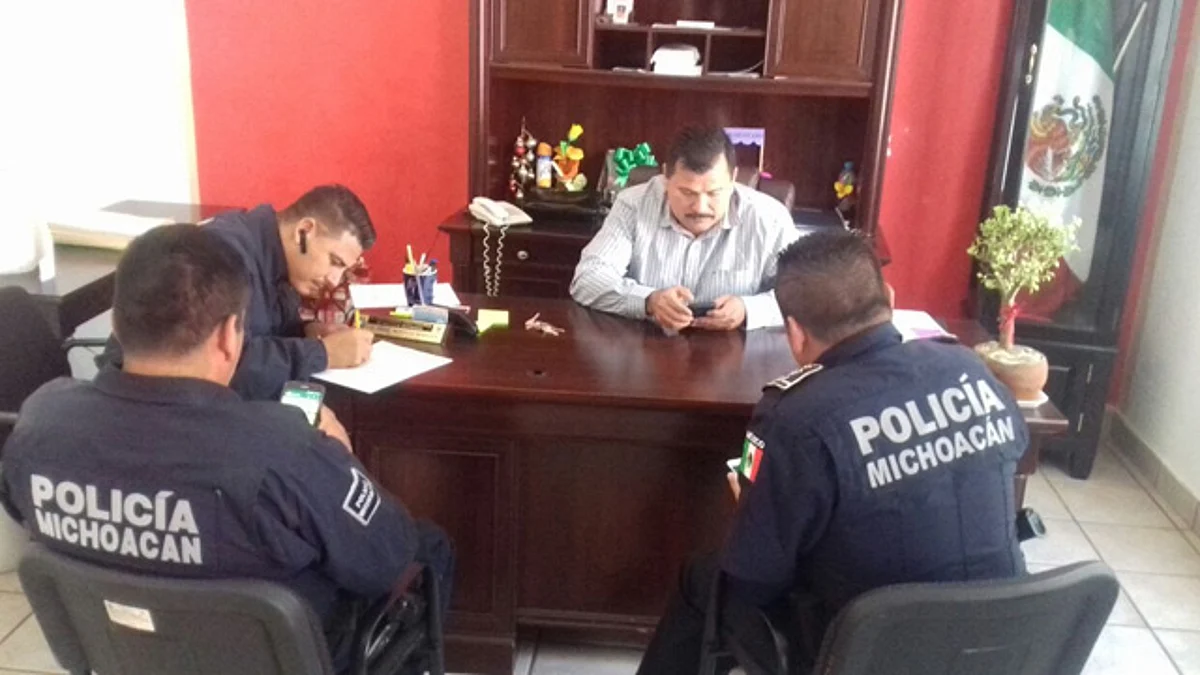 Designa SSP a directores de Seguridad Pública de Aguililla y Coalcomán