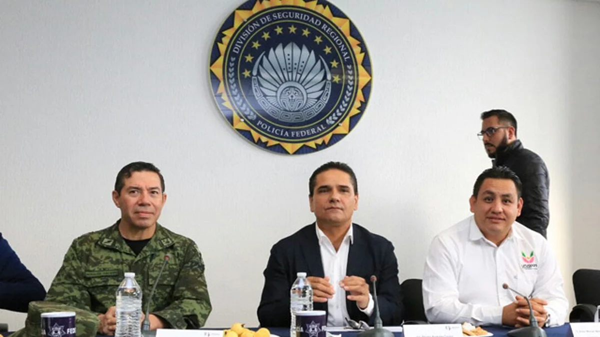 Refrenda Silvano compromiso y voluntad para salvaguardar seguridad de uruapenses