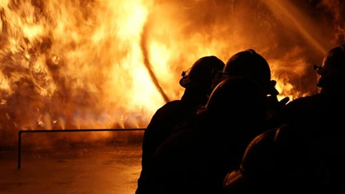 Bomberos previenen severo incendio en Paracho