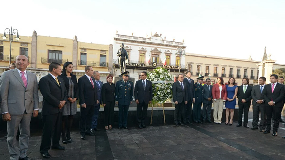 Recuerdan a víctimas de los granadazos de 2008 en Morelia