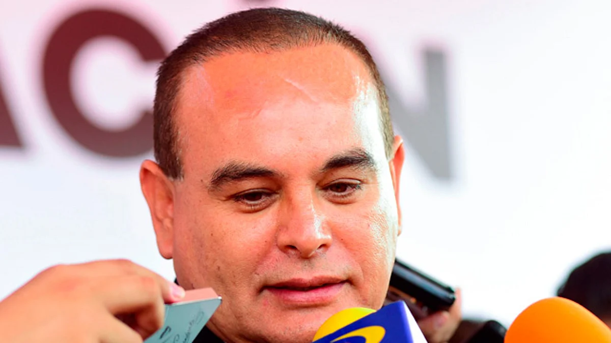 Godoy Castro se dice firme en PGJE