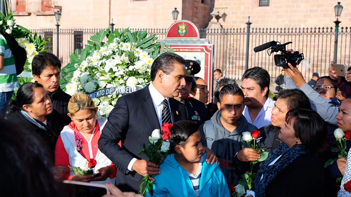 Busca Silvano Aureoles garantizar apoyos a víctimas de atentados del 2008
