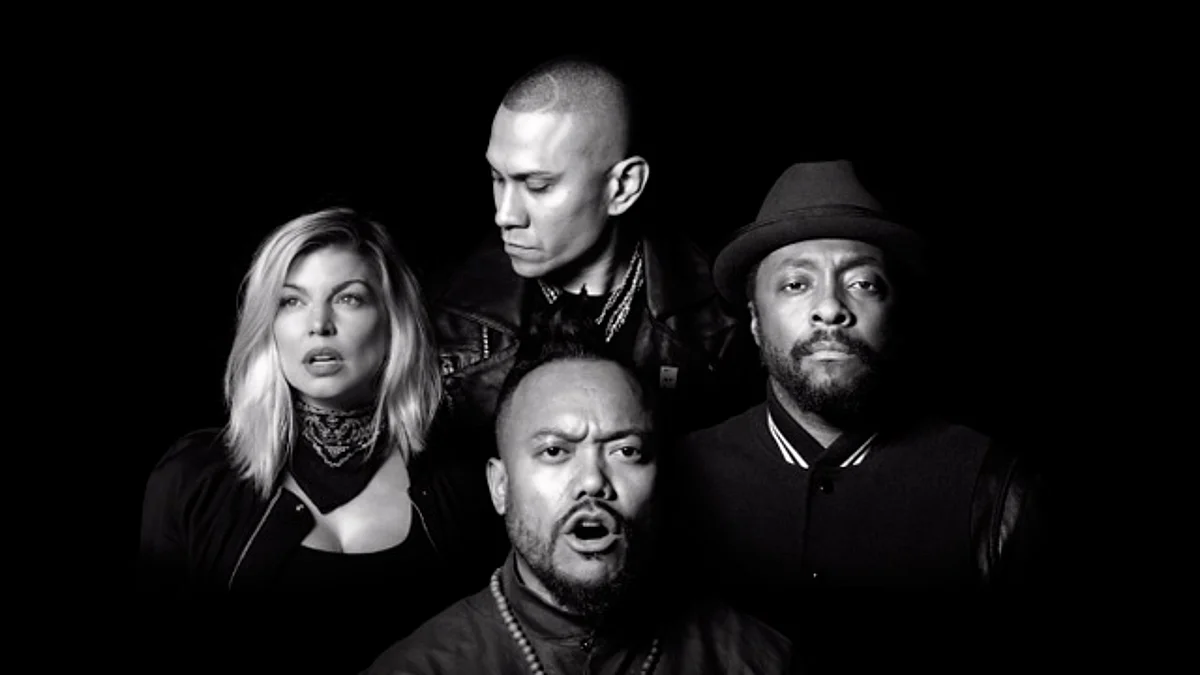 Junto con más de 50 artistas latinos cantan al mundo sobre amor e igualdad