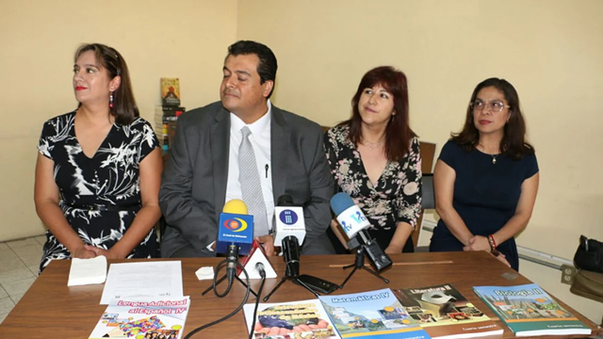 SEE entrega equipamiento básico a 15 centros de Telebachillerato comunitario