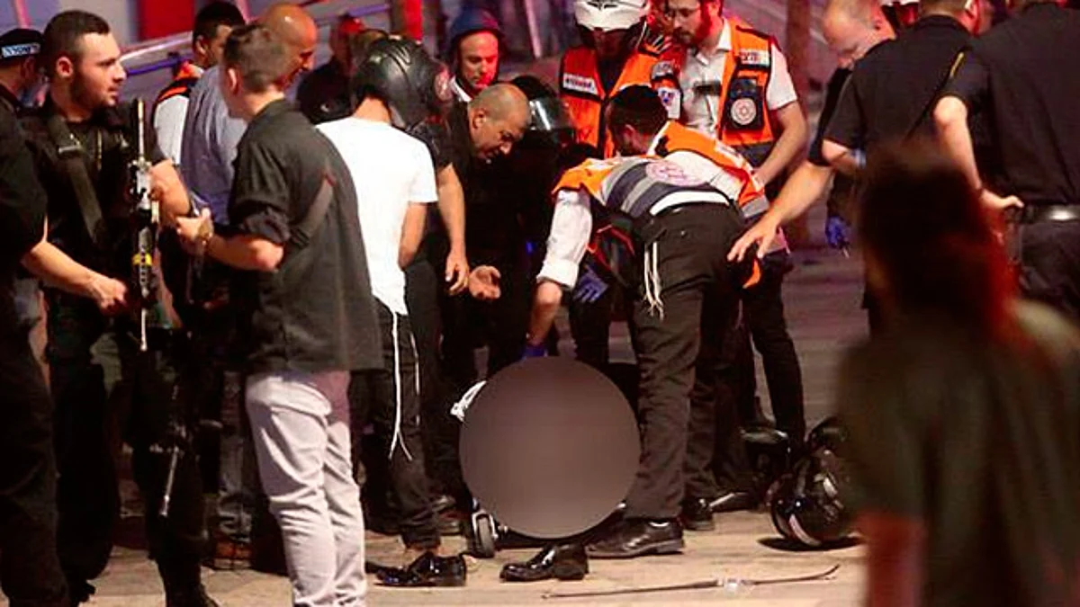 Reportan tiroteo en centro comercial de Tel Aviv, Israel, hay al menos 3 muertos