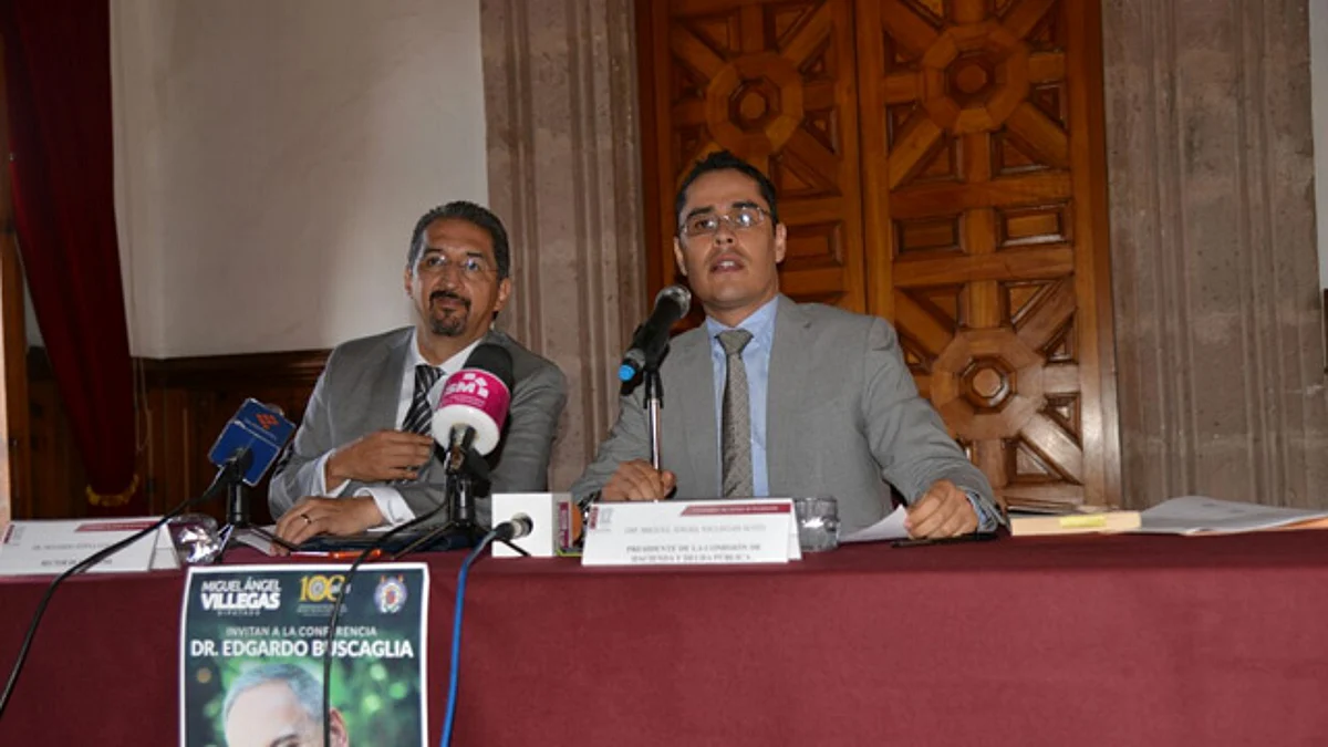 Rector de la UMSNH y Miguel Angel Villegas anuncian conferencia que ofrecerá Edgardo Buscaglia