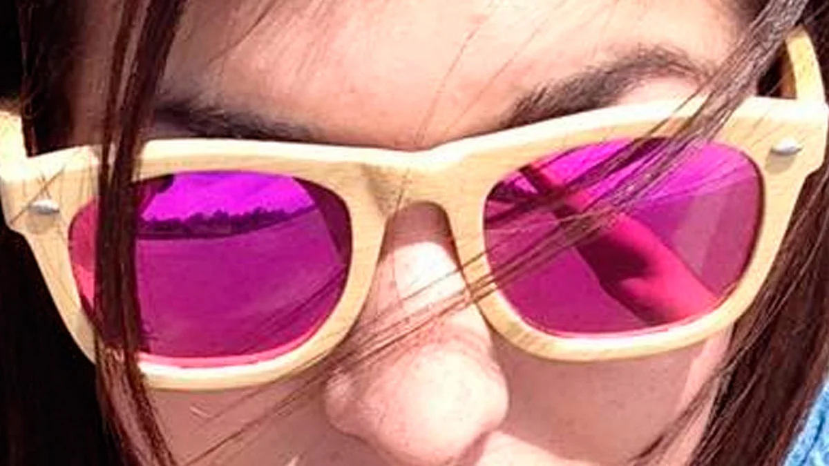 ¿Compras lentes piratas? Podrías dañar tus ojos de manera permanente