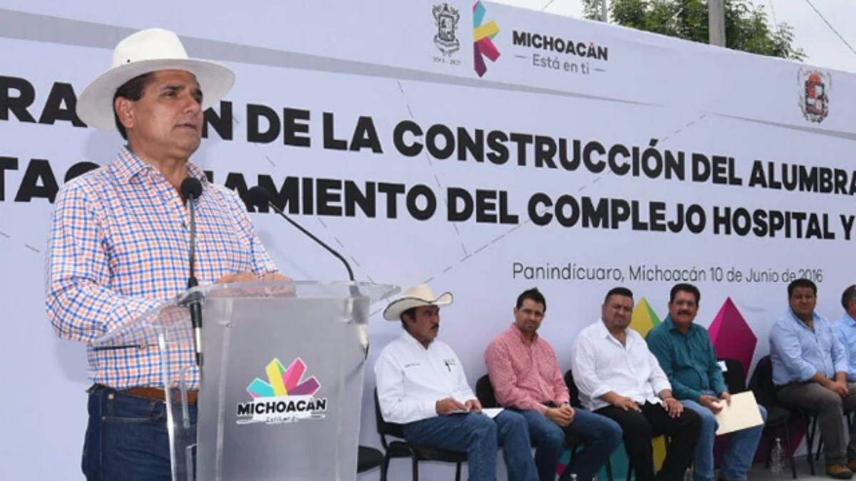 Inaugura Silvano Aureoles obras de infraestructura en Paníndicuaro