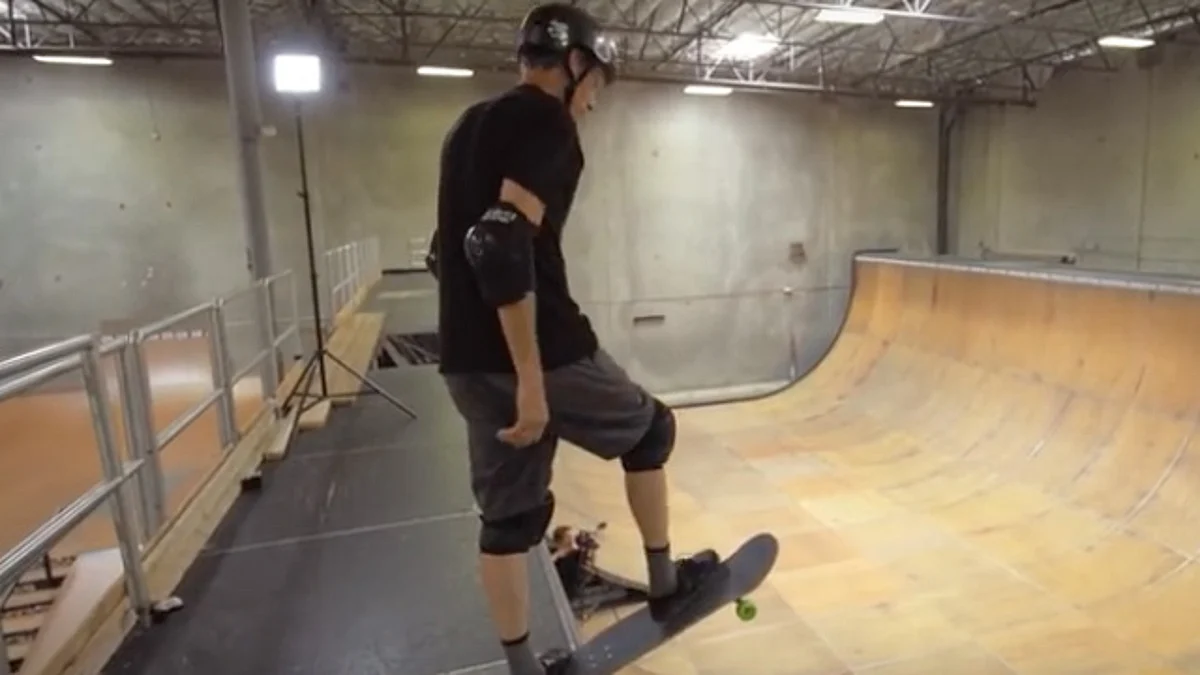 Video: Tony Hawk, leyenda del Skate, dice adiós con una vuelta de 900 grados