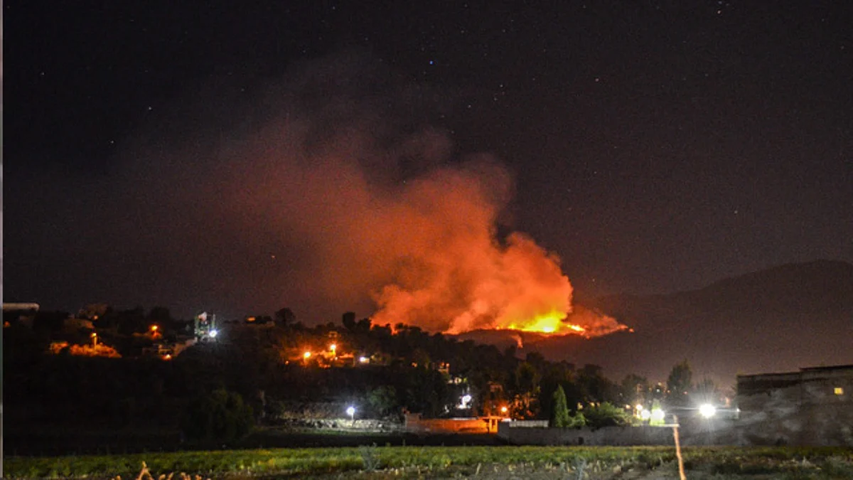 Tras 24 horas, habría 120 hectáreas afectadas en incendio en cerro de la caja de Zacapu