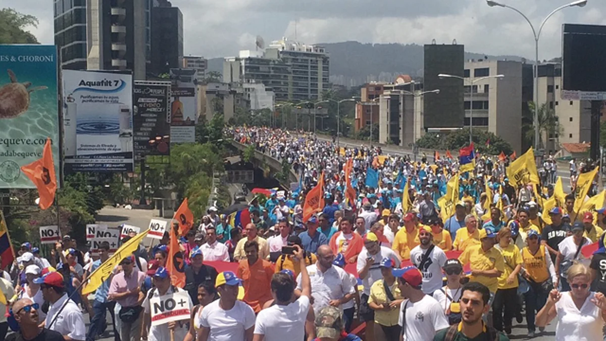 El pueblo unido, jamás será vencido (Foto: @JuanAndresMejia)