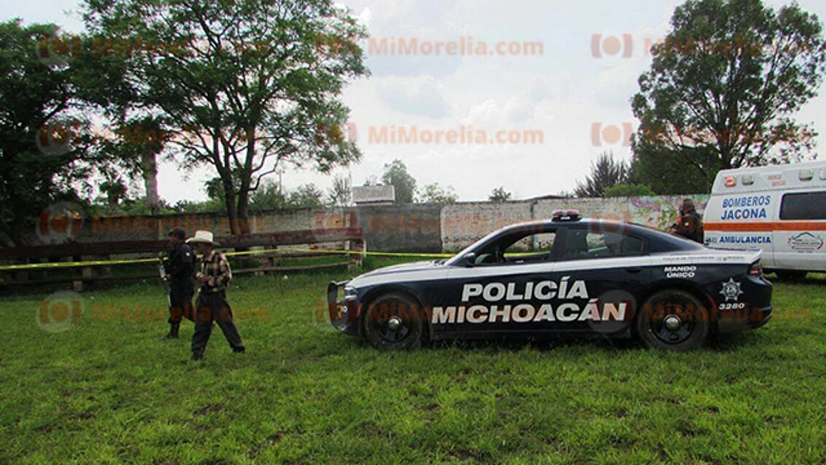 Hombre es muerto a tiros en los campos de futbol de Jacona