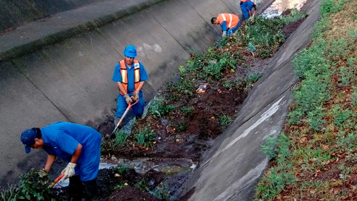 Caducada la red de drenaje y agua potable en Morelia