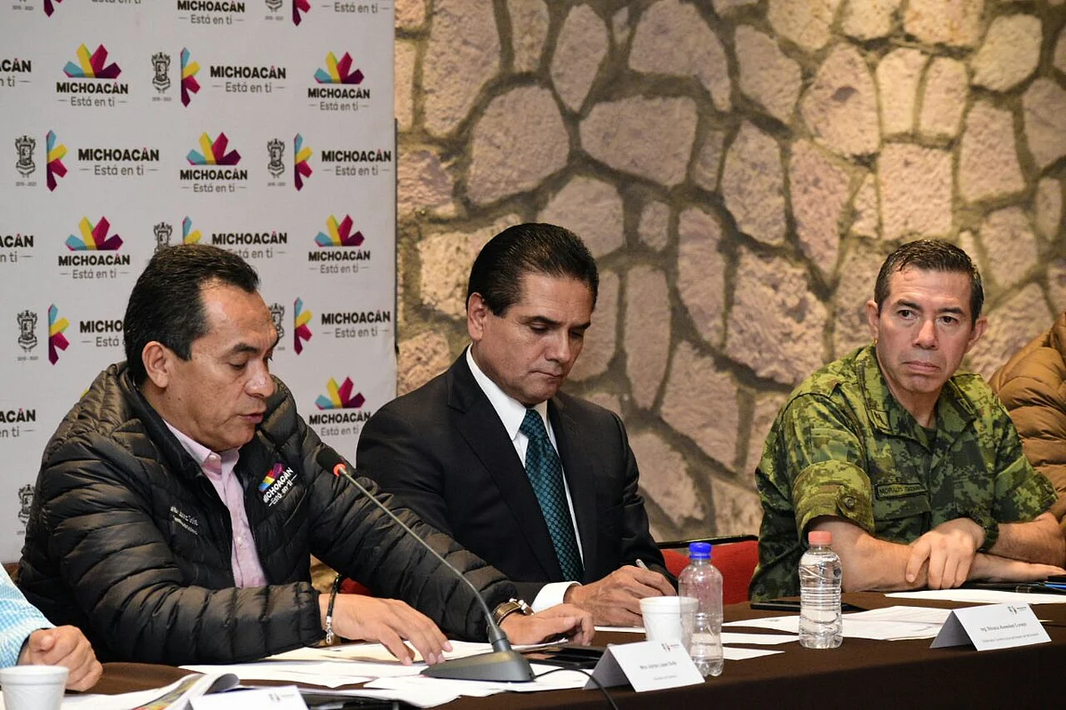 Declara Silvano Aureoles sesión permanente del Comité Estatal de Emergencias