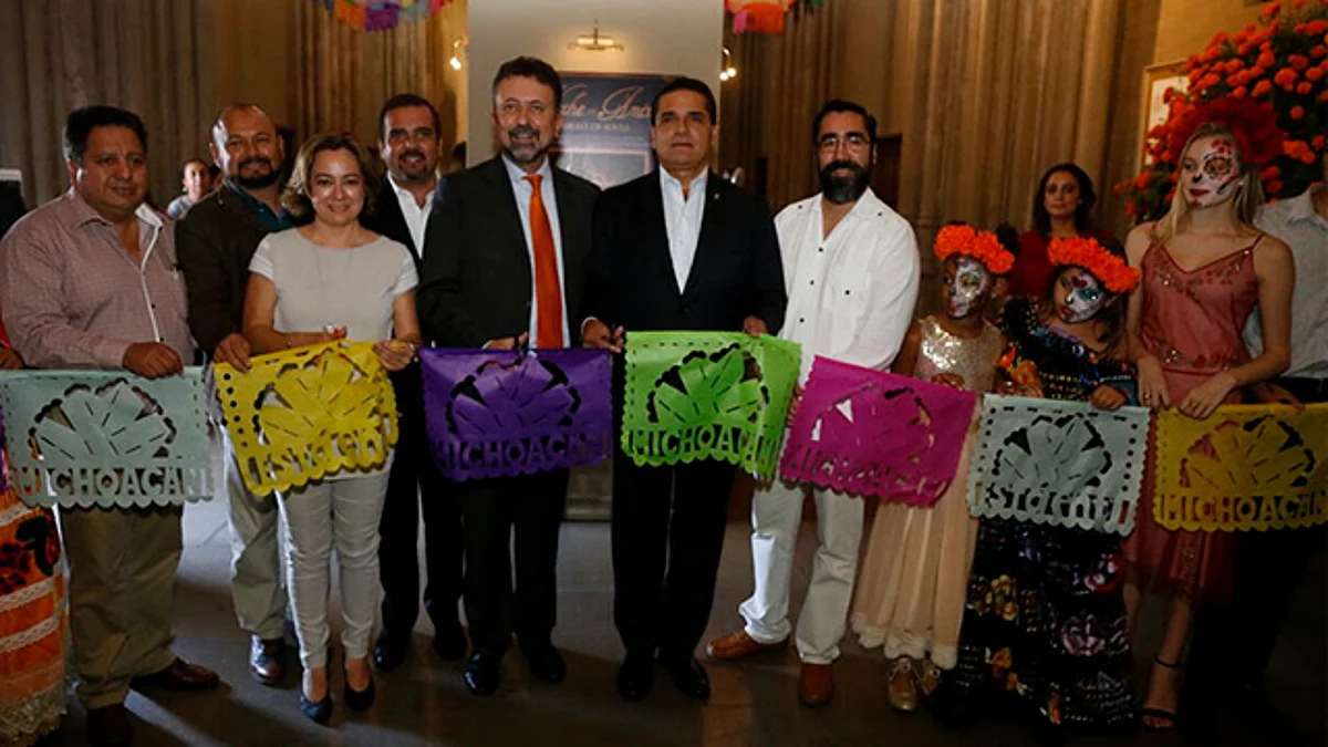 40 fotografías en gran formato dan cuenta de la cultura ancestral michoacana (Foto: Cortesía)