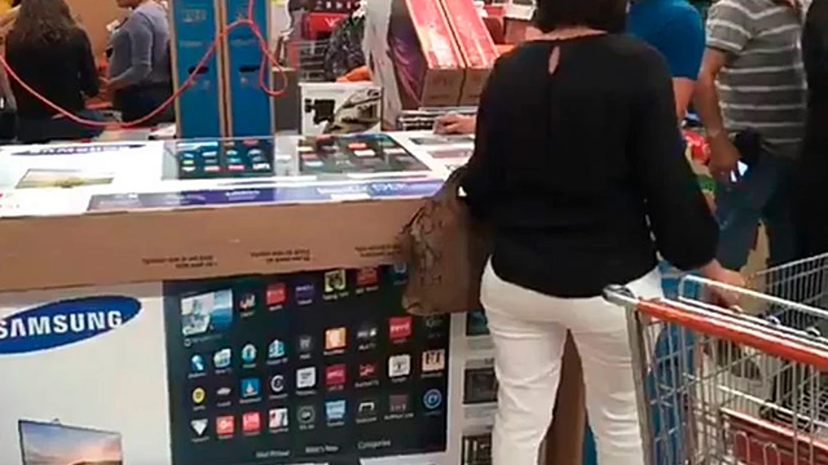 Soriana acepta error y “regala” 50 pantallas