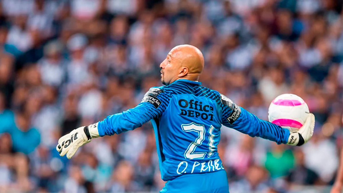 El “Conejo” Pérez rompe récord en el mundialito