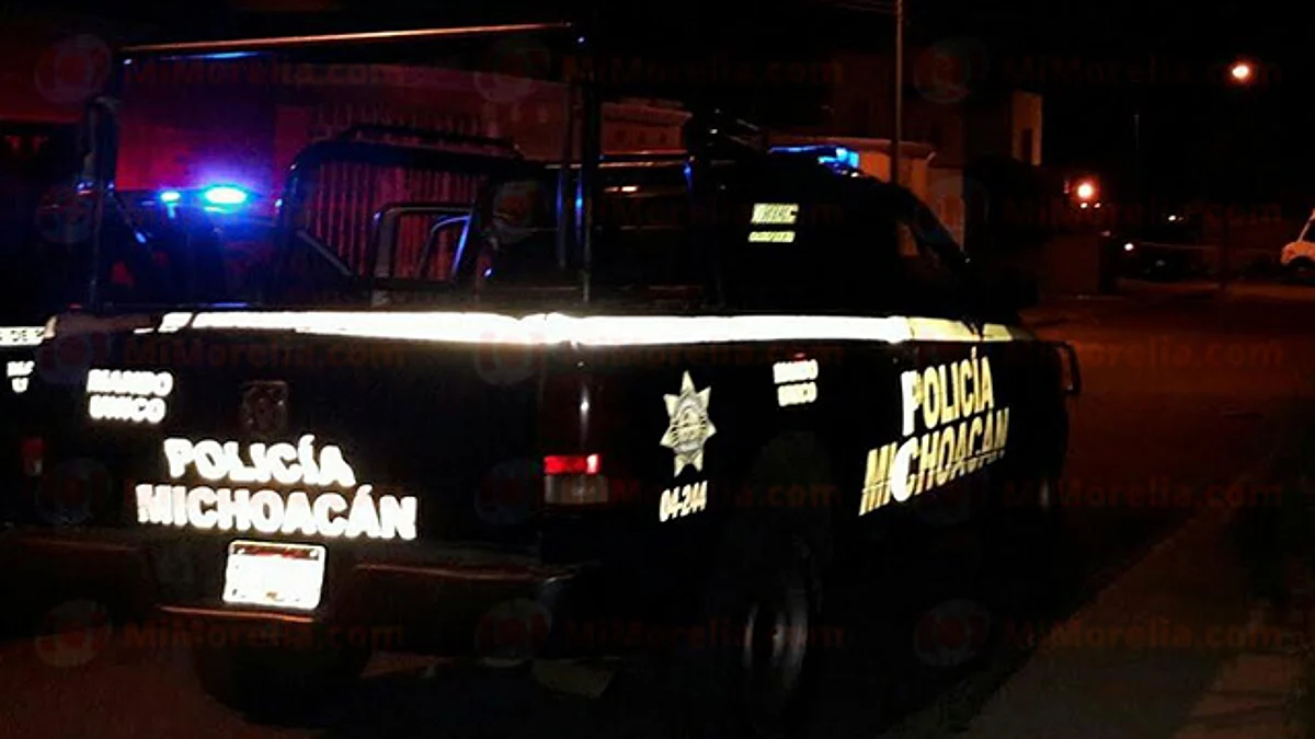 Detienen a dos por robo de motocicleta con violencia en Morelia