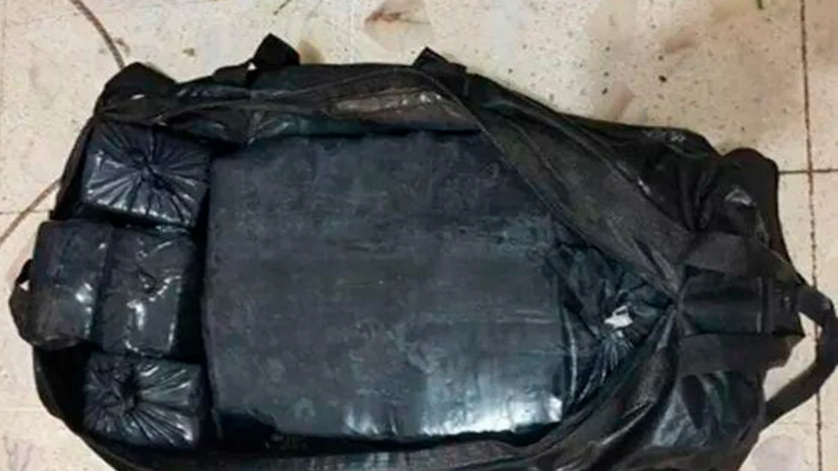 En paquetes de un kilo estaba la droga (Foto: Red 113)