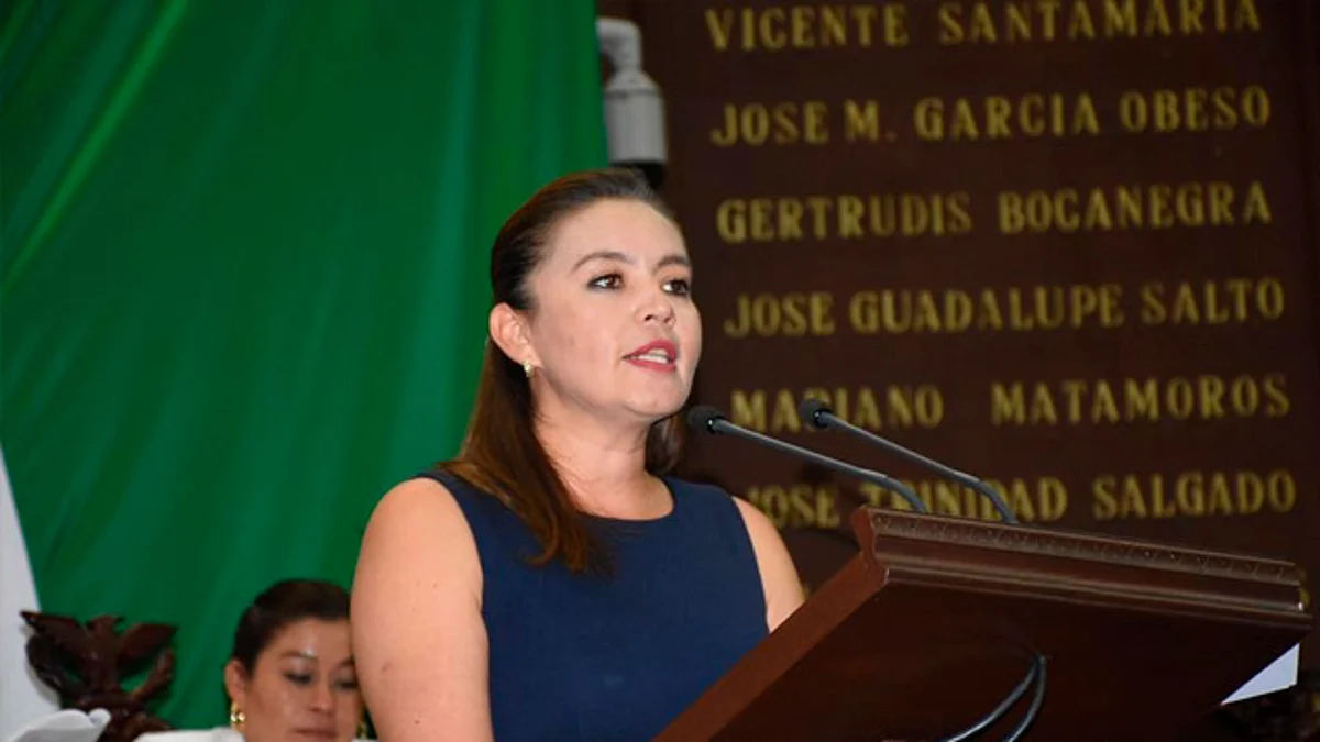 Ciudadanos fundamentales en el combate a la corrupción; Yarabí Ávila González