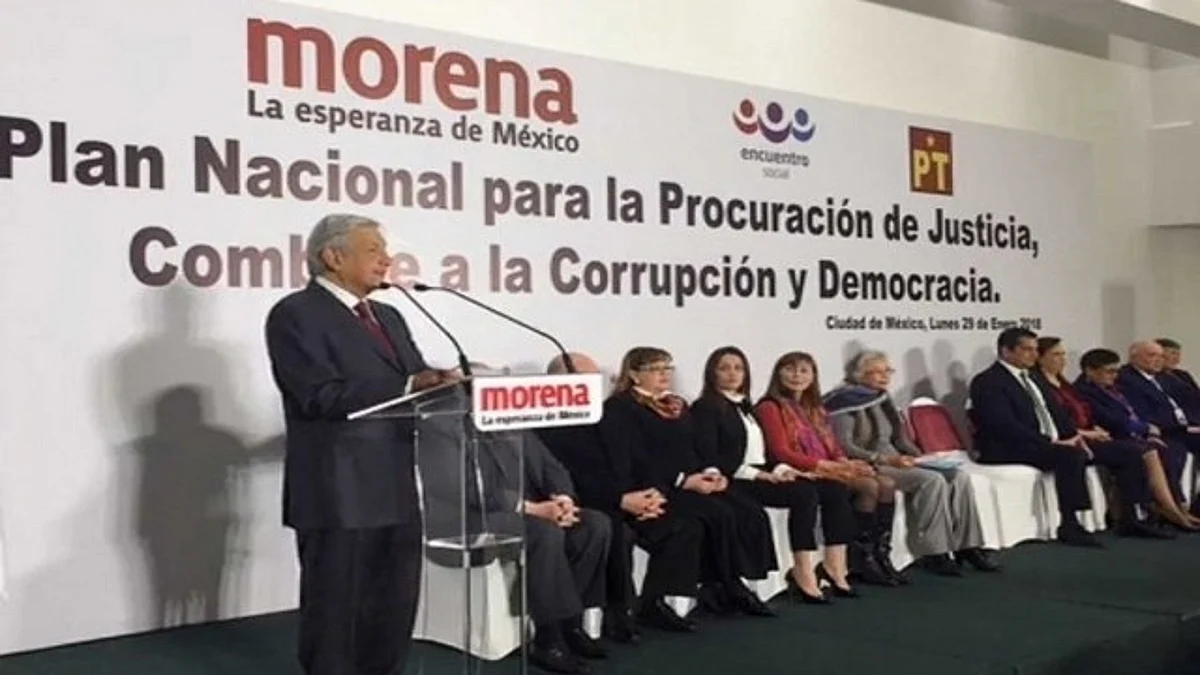 López Obrador propone quitar fuero a presidentes