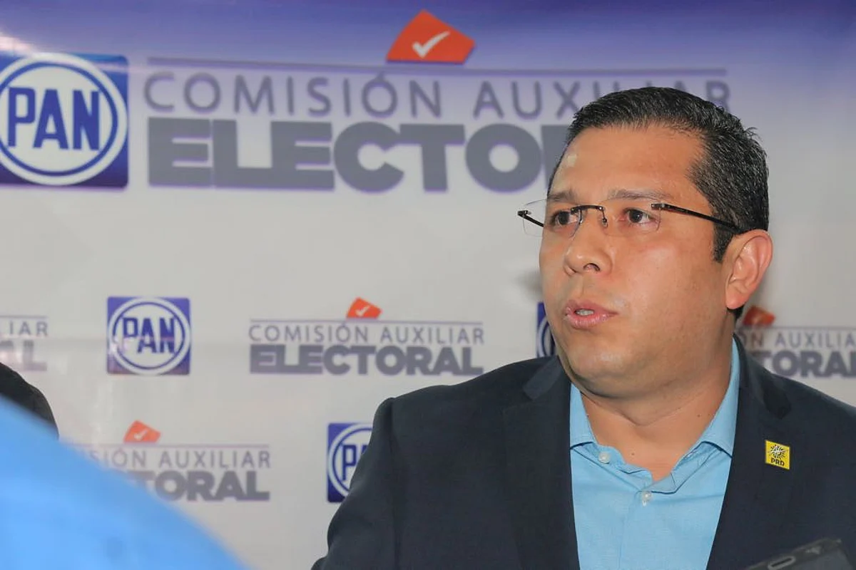 Invita Juan Carlos Barragán a precandidatos del Frente a debate Público