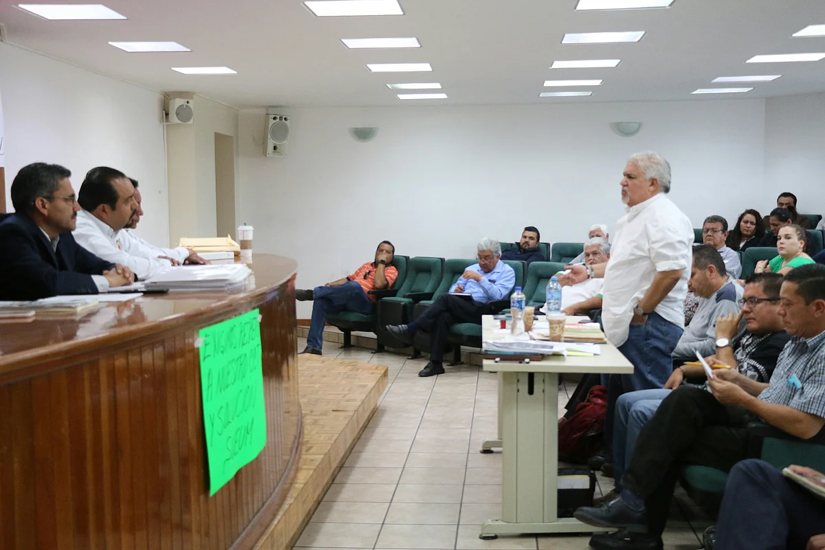 Acuerdan Sueum y rectoría pago de algunos pendientes este jueves