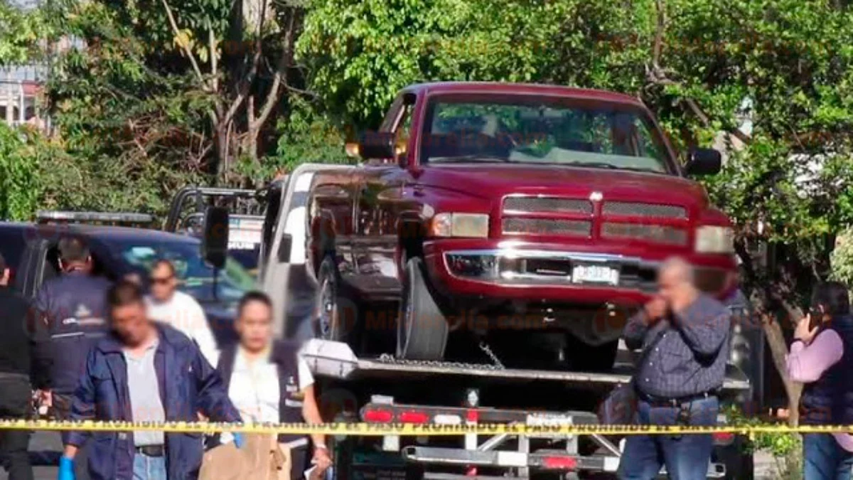 Abandonan seis cadáveres en una camioneta en Guadalajara