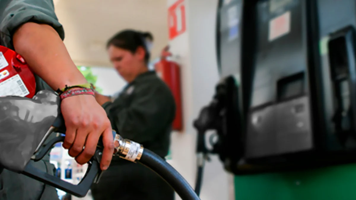 Aumentan incentivos a la gasolina para que paguen menos por ella