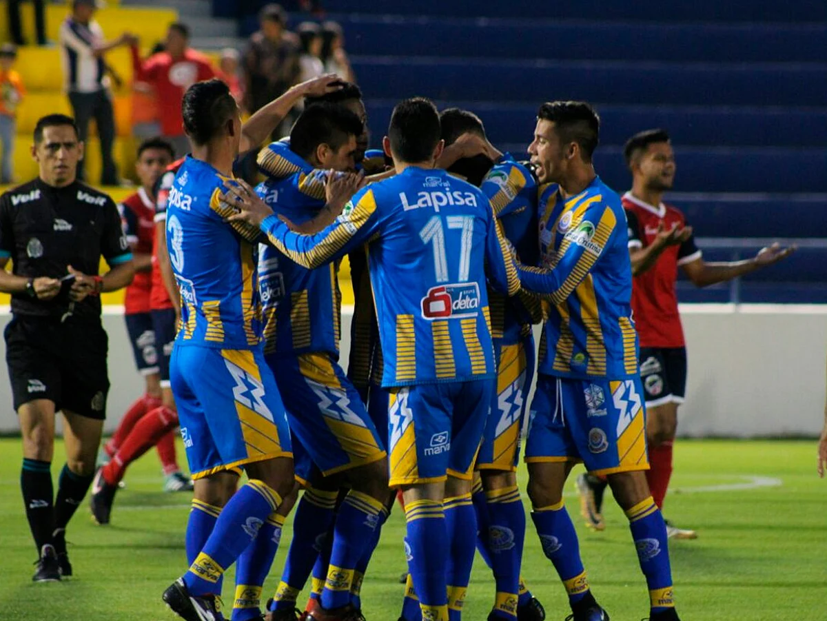 Clubes michoacanos pelean por ascender