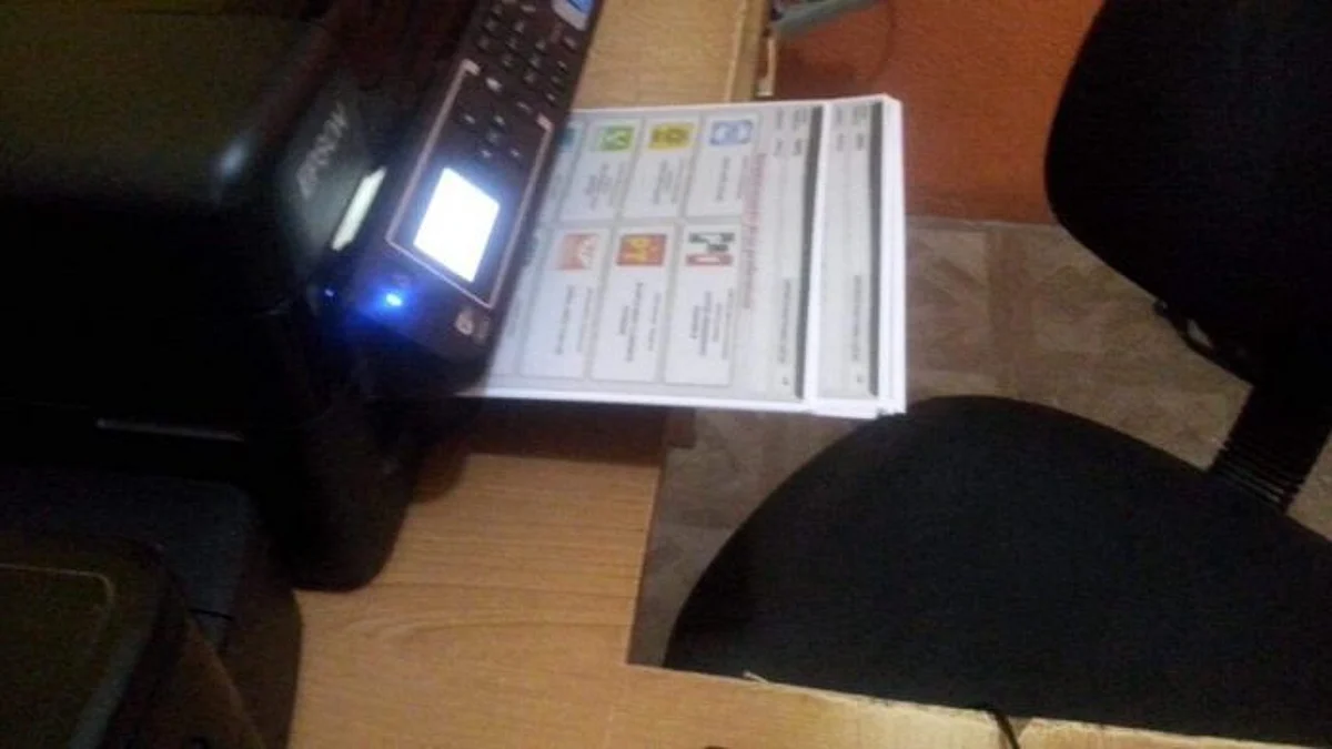 Cibercafé imprimía boletas apócrifas en Chiapas