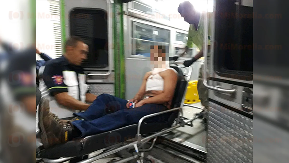 Familia resulta herida tras fuego cruzado entre gatilleros rivales en la Siglo XXI