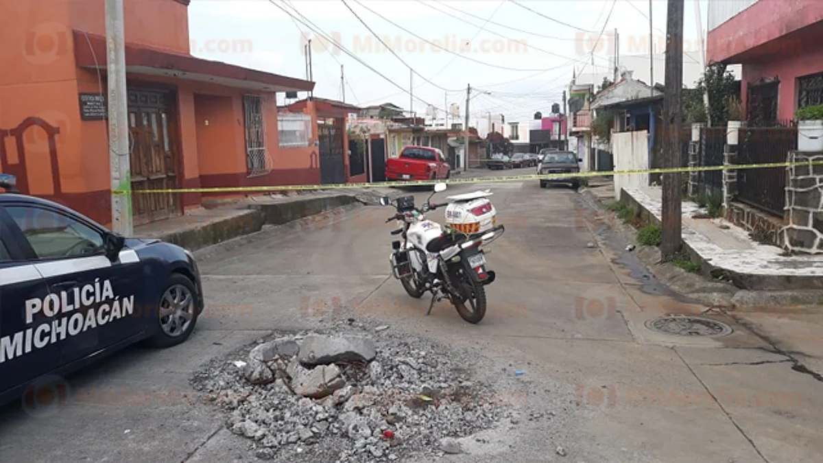 Desconocidos acribillan a sujeto en su propia casa, en Uruapan