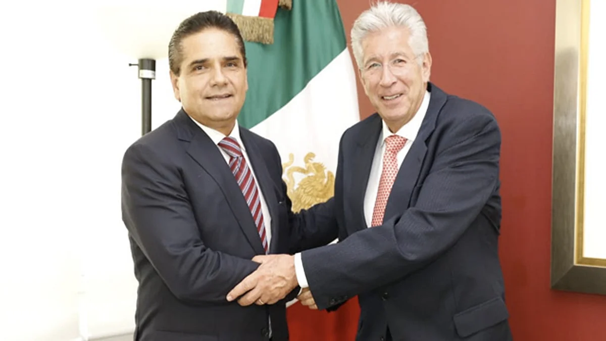 Fortalece gobernador agenda por Michoacán con gobierno federal