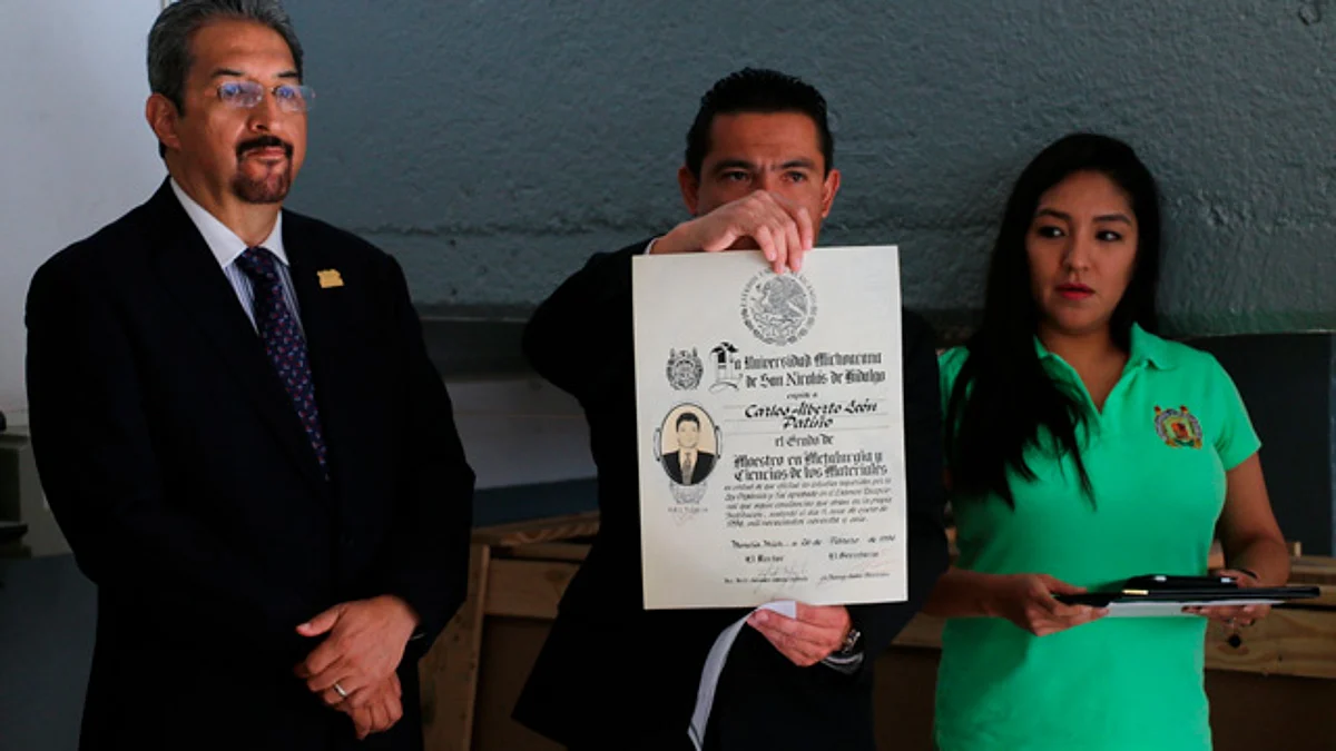 Emitirá UMSNH títulos y cédulas digitales