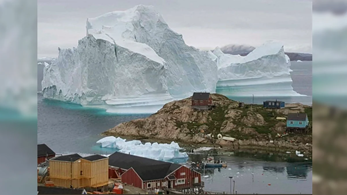 Colosal iceberg podría acabar con aldea de Groenlandia