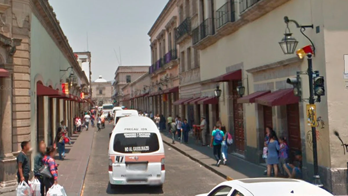 Combis y camiones cambiarán ruta por arreglo de calle en el Centro