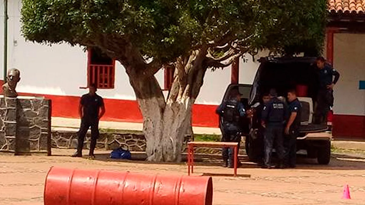 Demanda Juan Calderón que Policía Michoacán asuma seguridad en Erongarícuaro