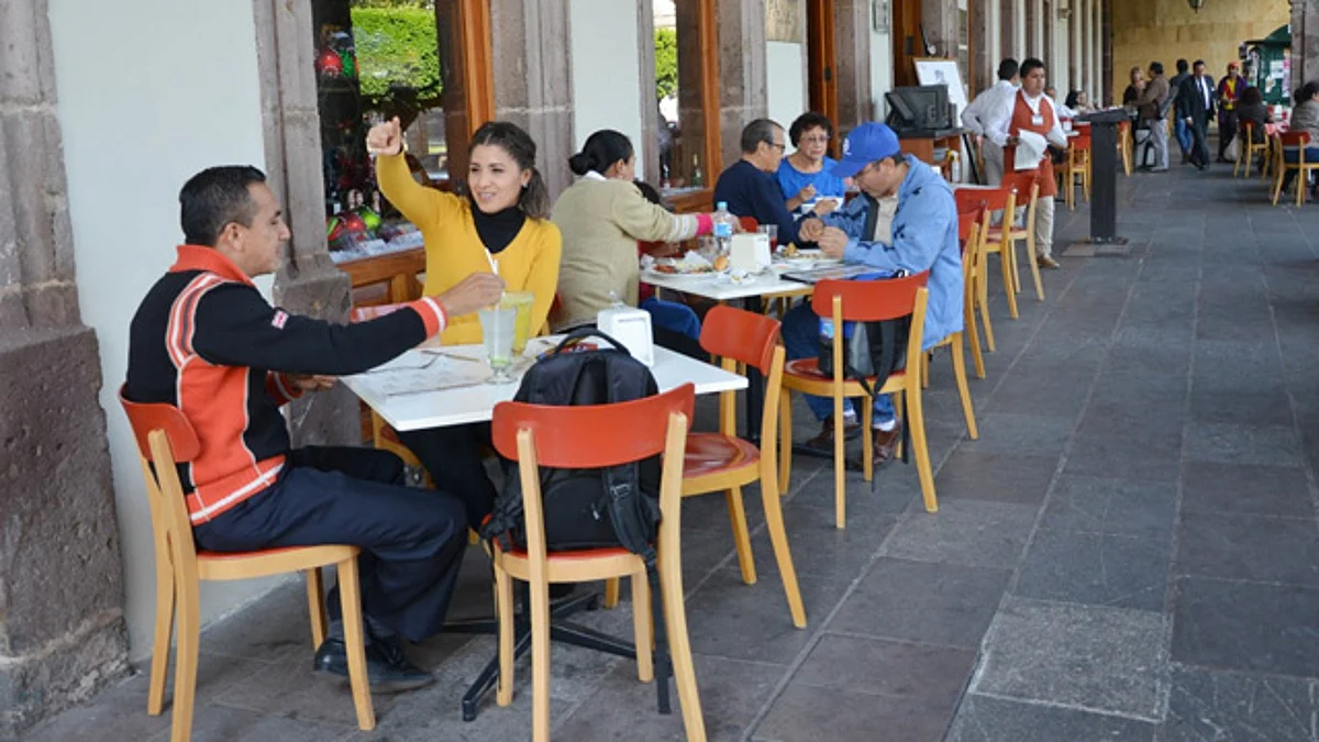 Turismo generó derrama de 165 mdp en comercios durante julio: Covechi