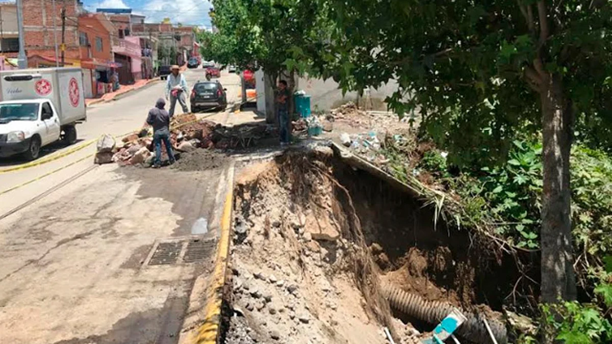 Cabildo de Zitácuaro autoriza obra para atender problemática de la calle Moctezuma oriente