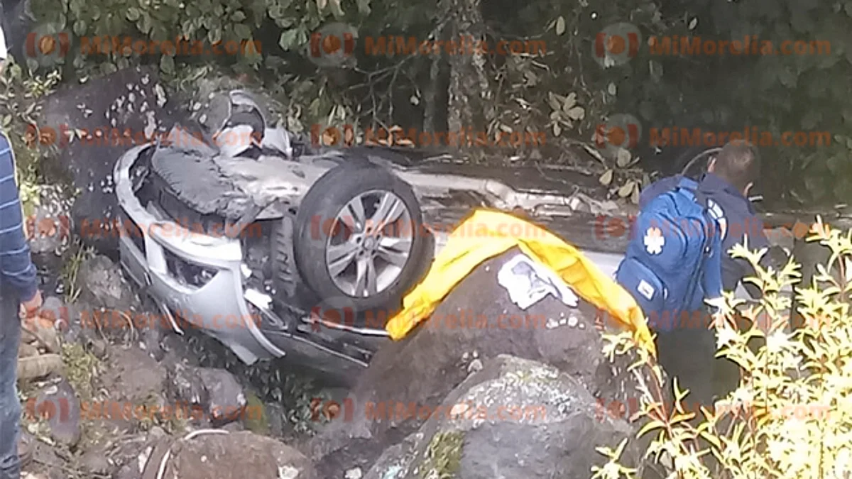 Mujer muerta en accidente vial en Pátzcuaro era trabajadora de la SSM