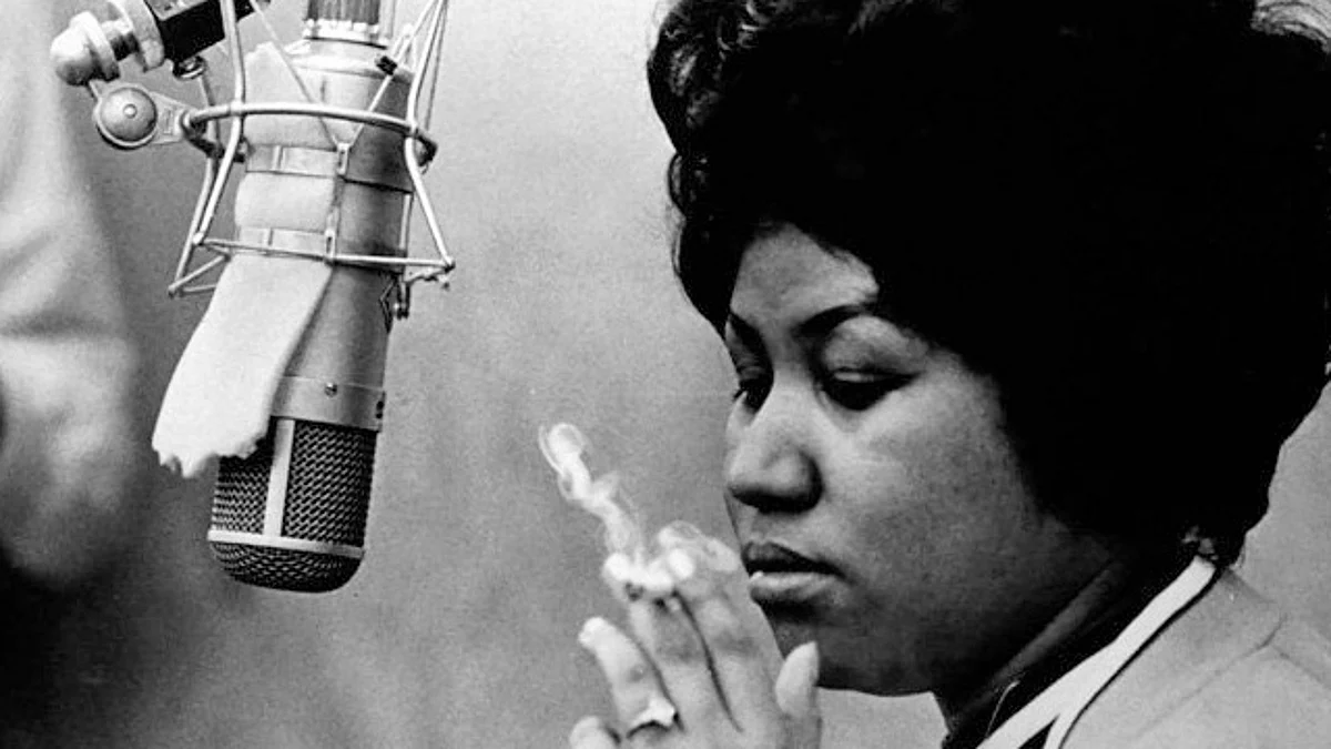 Famosos despiden a Aretha Franklin