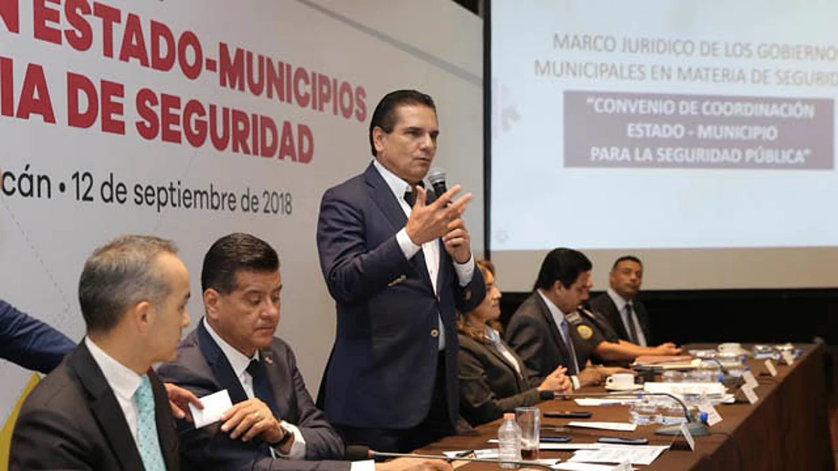 110 alcaldes a favor de coordinación Estado- Municipio en Michoacán: Silvano Aureoles