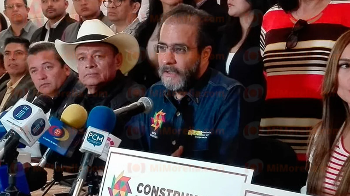Transición en México debe ser paulatina y ordenada: Bejarano